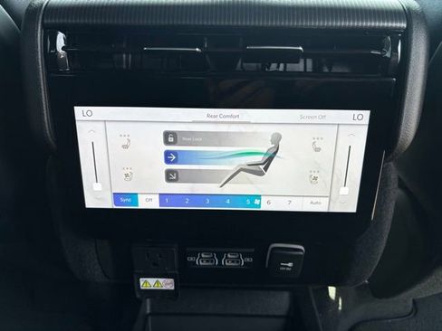 New 2026 Jeep Grand Wagoneer Summit AWD/4WD image 11