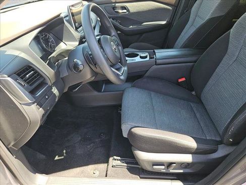 Used 2023 Nissan Rogue SV AWD/4WD image 12