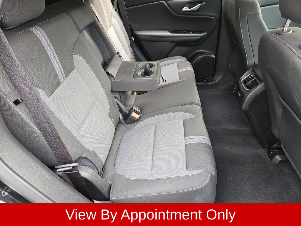 Used 2025 Chevrolet Blazer LT FWD image 29