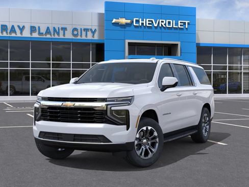 New 2026 Chevrolet Suburban LS RWD image 6