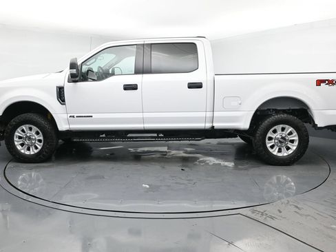 Used 2021 Ford F250 XLT w/ FX4 Off-Road Package AWD/4WD image 4