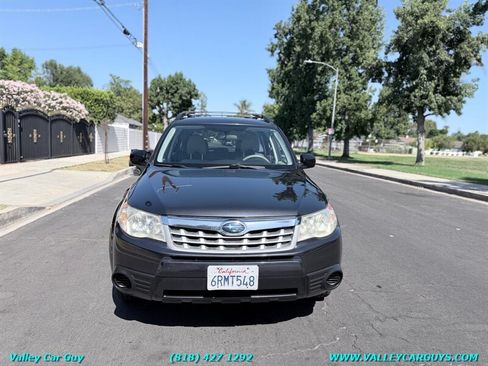 Used 2011 Subaru Forester 2.5X AWD/4WD image 2