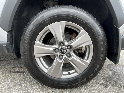 Used 2022 Toyota RAV4 XLE w/ Convenience Package image 44