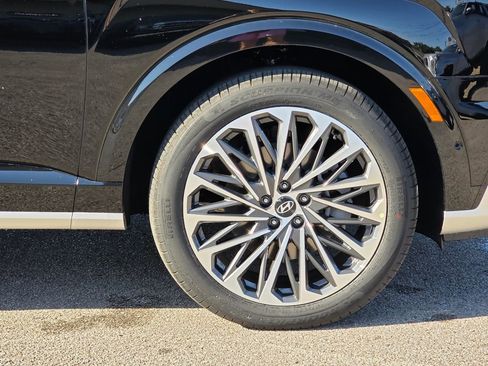 New 2026 Hyundai Palisade Calligraphy FWD image 11