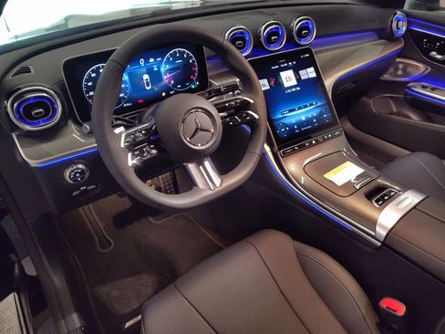 New 2026 Mercedes-Benz CLE 300 4MATIC Cabriolet image 4