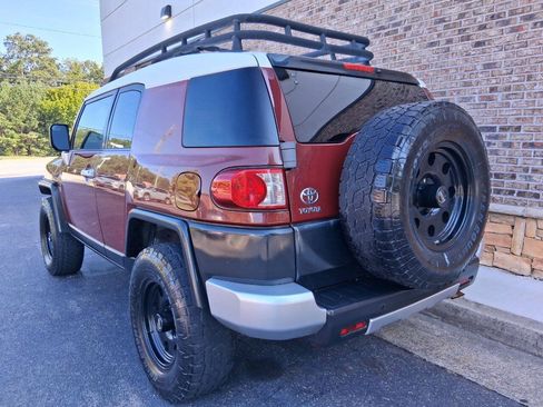 Used 2008 Toyota FJ Cruiser 4WD image 3