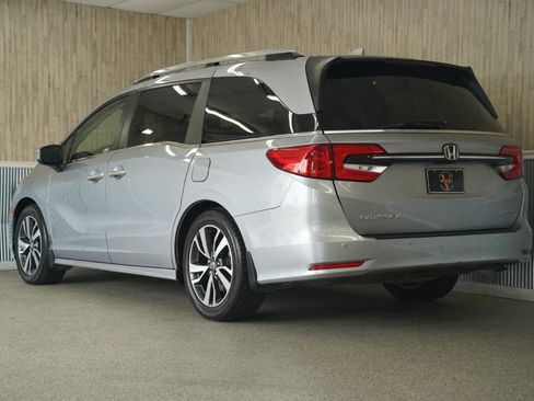 Used 2021 Honda Odyssey Touring image 7