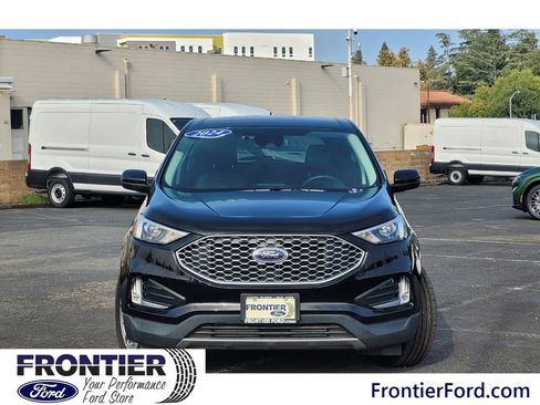 Used 2024 Ford Edge SEL w/ Convenience Package image 3