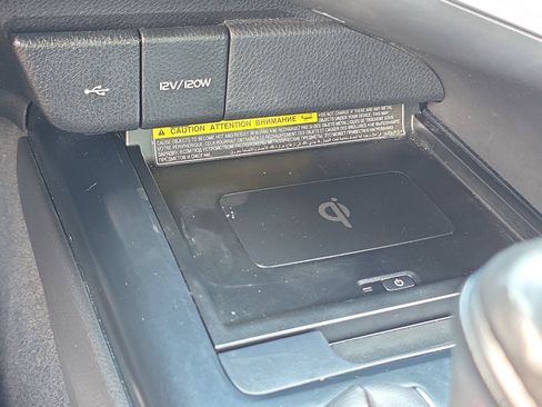 Used 2020 Toyota Camry XSE FWD image 25