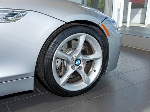 Used 2015 BMW Z4 sDrive35is RWD image 4
