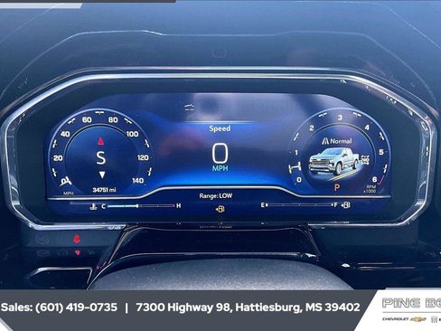 Used 2023 Chevrolet Silverado 1500 High Country w/ Technology Package AWD/4WD image 15
