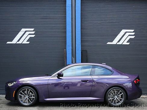 Used 2025 BMW 230i Coupe w/ Premium Package image 2