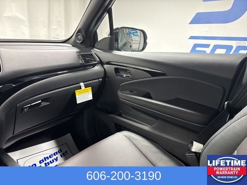 New 2026 Honda Ridgeline Black Edition image 25