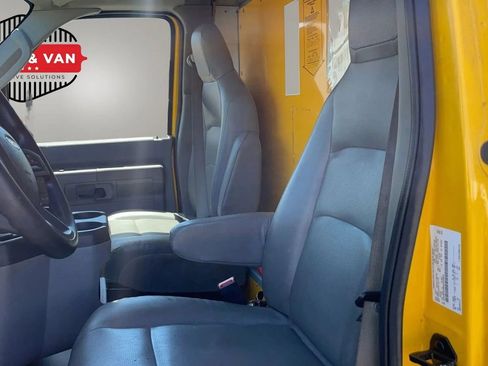 Used 2022 Ford E-350 and Econoline 350 Super Duty RWD image 33