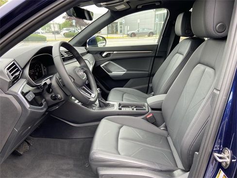 Used 2024 Audi Q3 2.0T Premium w/ Convenience Package image 22