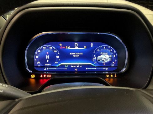 Used 2024 Chevrolet Tahoe High Country image 7