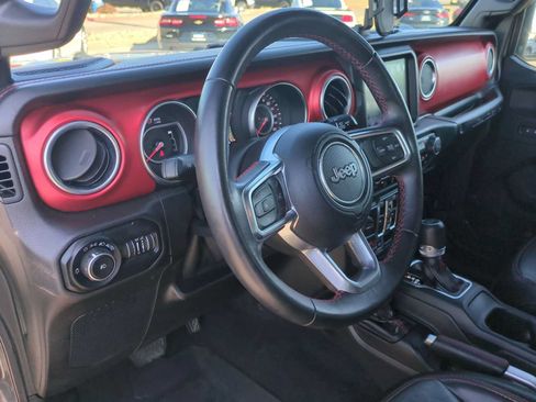 Used 2019 Jeep Wrangler Unlimited Rubicon AWD/4WD image 10