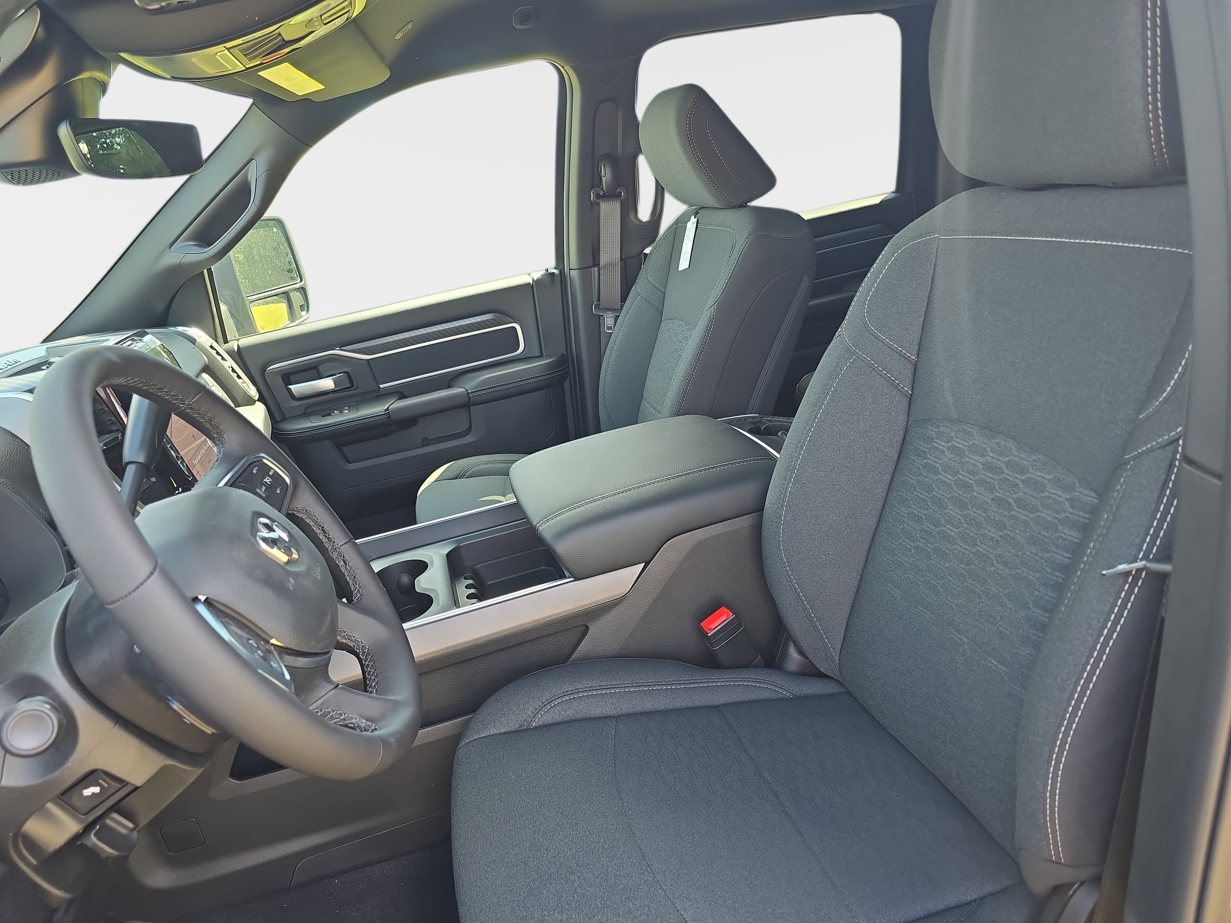 New 2026 RAM 3500 Big Horn AWD/4WD image 12
