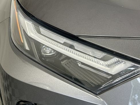 Used 2025 Toyota RAV4 SE w/ Weather Package AWD/4WD image 9