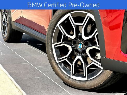 Certified 2025 BMW X2 xDrive28i image 2
