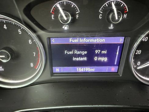 Used 2020 Buick Enclave Essence image 42