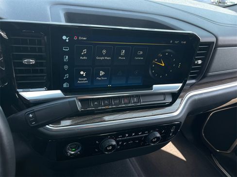 Used 2022 Chevrolet Silverado 1500 LT image 16