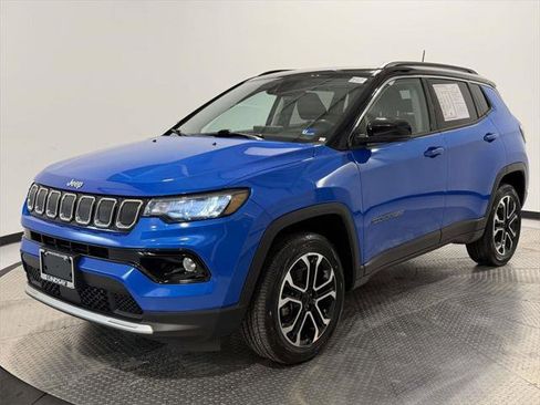Certified 2022 Jeep Compass Limited w/ Sun and Sound Group image 3
