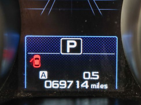 Used 2019 Subaru Outback 2.5i Limited image 16