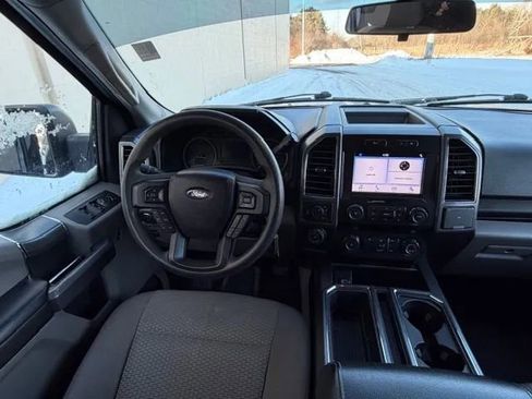 Used 2019 Ford F150 XLT w/ XTR Package image 10