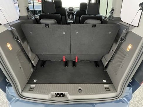 Used 2020 Ford Transit Connect XLT image 47