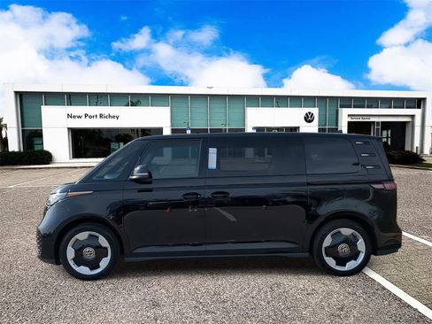 New 2025 Volkswagen ID. Buzz Pro S image 5