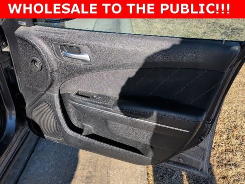 Used 2016 Dodge Charger R/T image 11