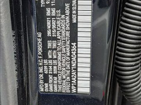 Used 2022 Porsche Cayenne image 15