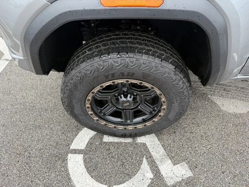 Used 2024 GMC Canyon Elevation w/ Trailering Package image 14