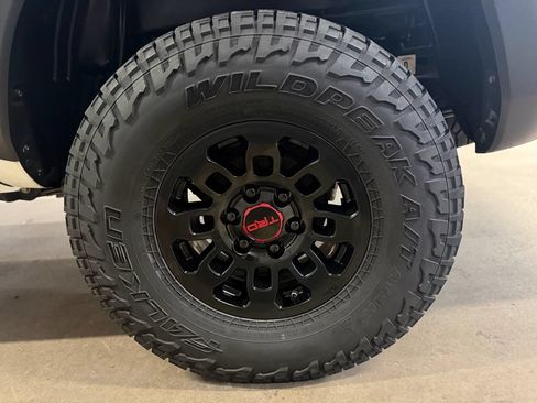 Used 2019 Toyota Tacoma TRD Pro AWD/4WD image 31
