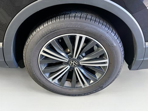Used 2024 Volkswagen Tiguan Wolfsburg Edition image 11