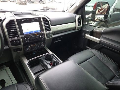 Used 2020 Ford F350 Lariat w/ Lariat Ultimate Package image 30