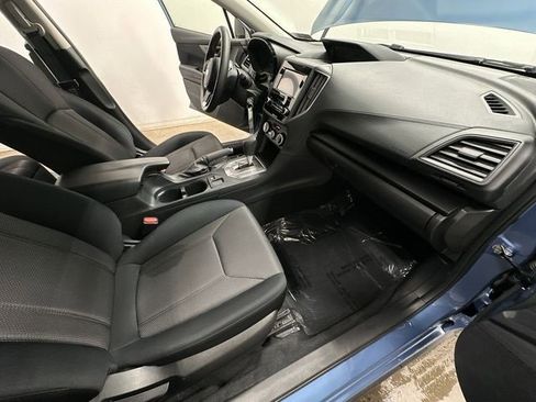 Certified 2021 Subaru Crosstrek 2.0i image 18