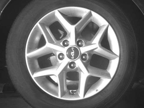 Used 2025 Kia Soul LX w/ LX Technology Package FWD image 22