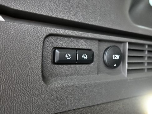 Used 2019 Lincoln Nautilus Select AWD/4WD image 39