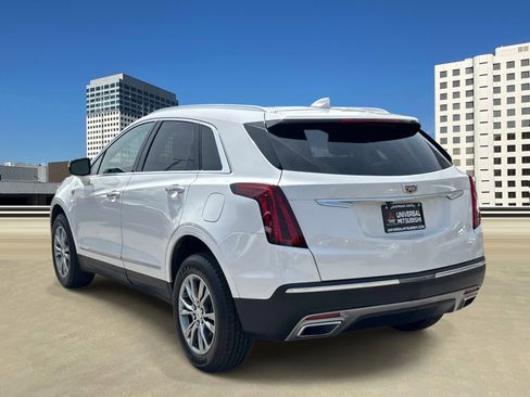 Used 2021 Cadillac XT5 Premium Luxury FWD image 3