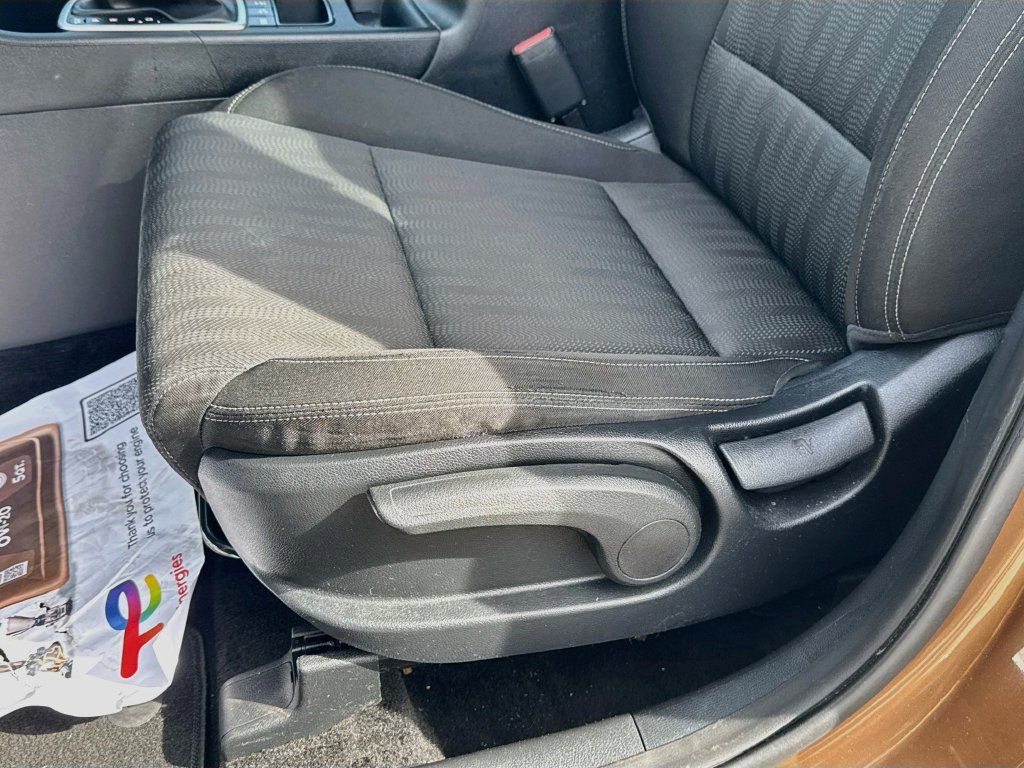Used 2017 Kia Sportage LX AWD/4WD image 18
