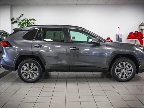 Used 2024 Toyota RAV4 Limited w/ Advanced Technology Package AWD/4WD image 5