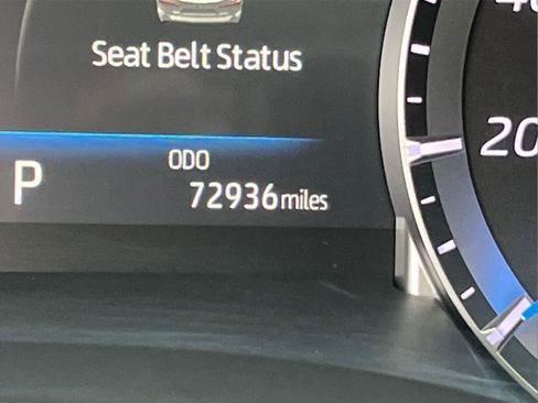 Used 2022 Toyota Highlander XLE image 29