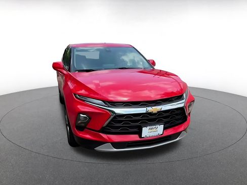Used 2026 Chevrolet Blazer LT FWD image 3