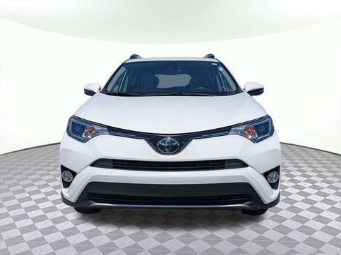 Used 2018 Toyota RAV4 XLE AWD/4WD image 7