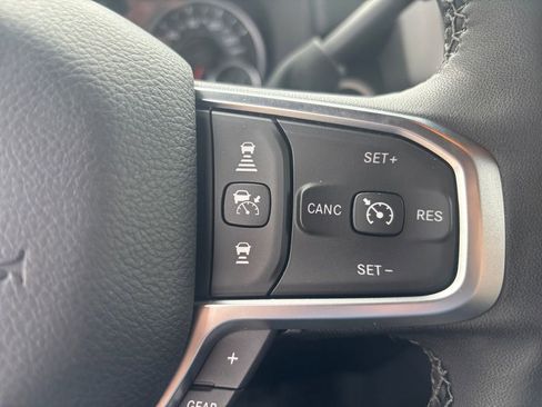 New 2025 RAM 2500 Big Horn AWD/4WD image 19