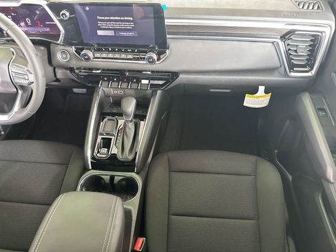 New 2025 GMC Canyon Elevation w/ Convenience Package image 18