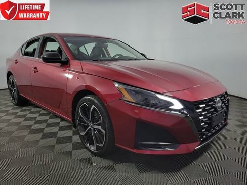 Used 2023 Nissan Altima 2.5 SR AWD/4WD image 1