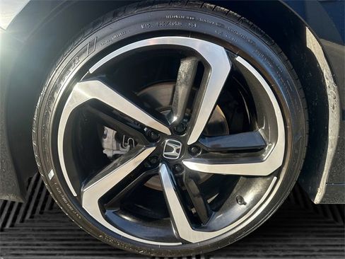 Used 2022 Honda Accord Sport image 14